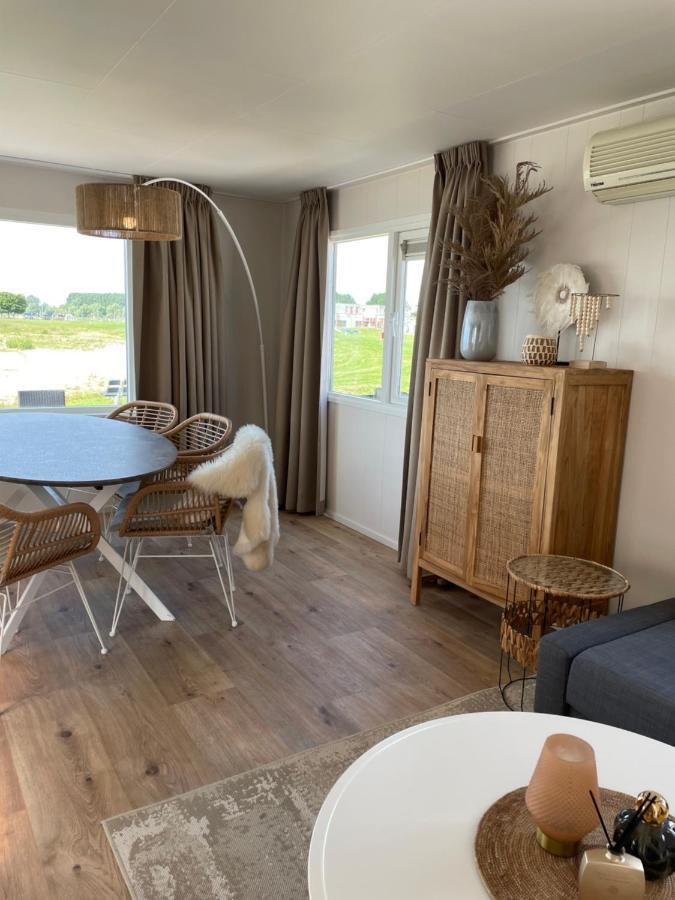 Luxe Chalet Direct Aan Het Water Met Strand Lith Exterior foto